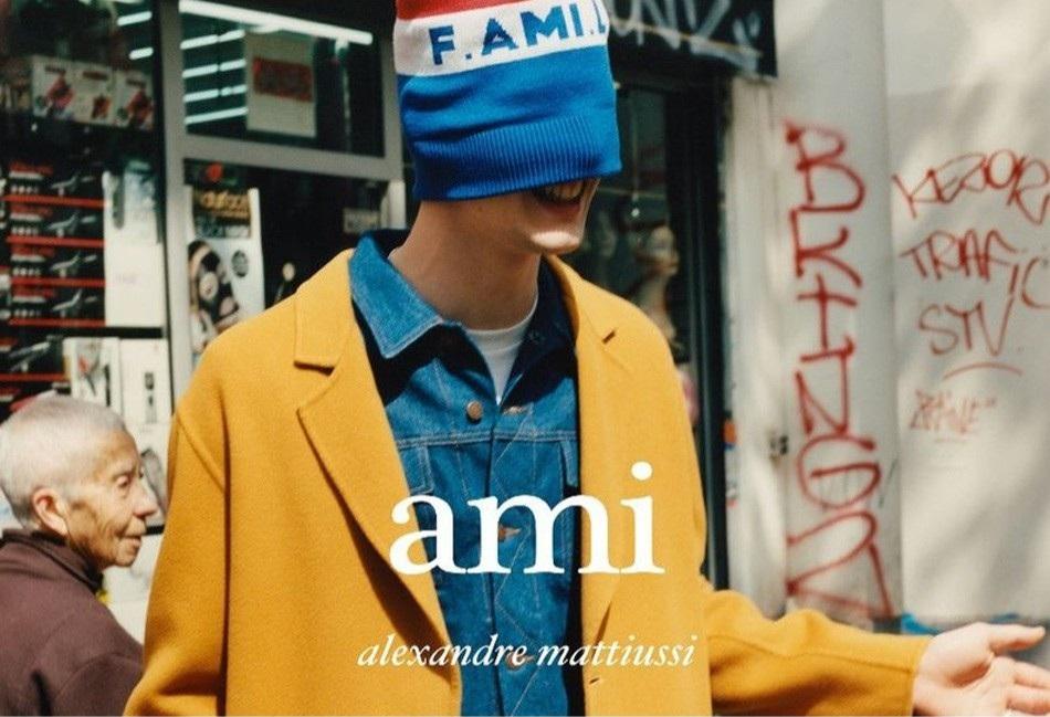 AMI Heart Logo Wool Crewneck Sweater Unisex BFHKS001 001