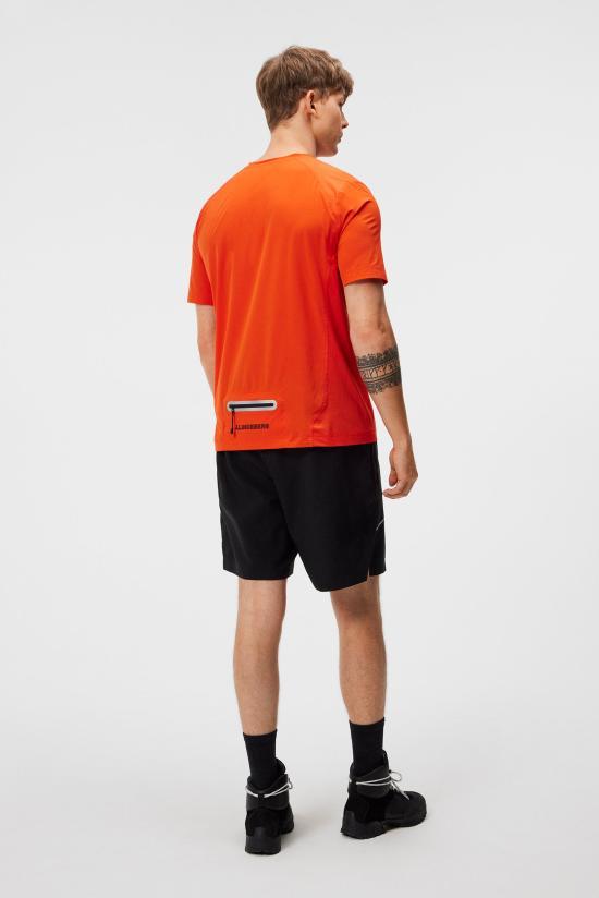 J LINDEBERG Training T-Shirt for Men AMJT08910G016 TANGERINE TANGO DOM