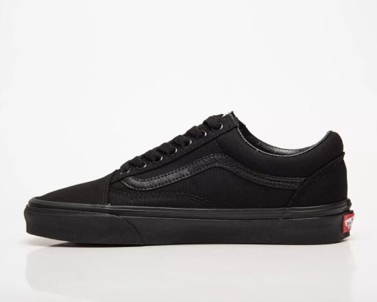 Vans Old Skool Black Low-Top Sneakers for Men