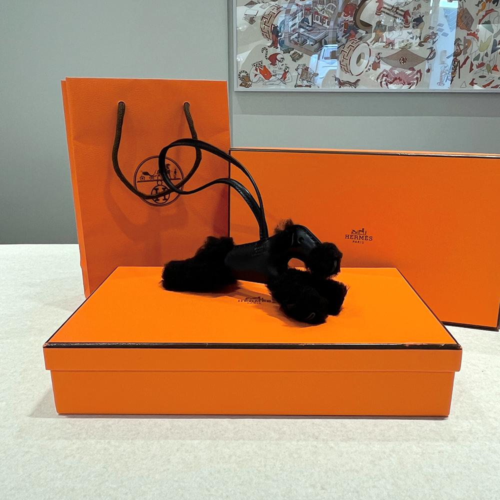 HERMES Merino Wool All Black Dog Charm Keyring Unisex