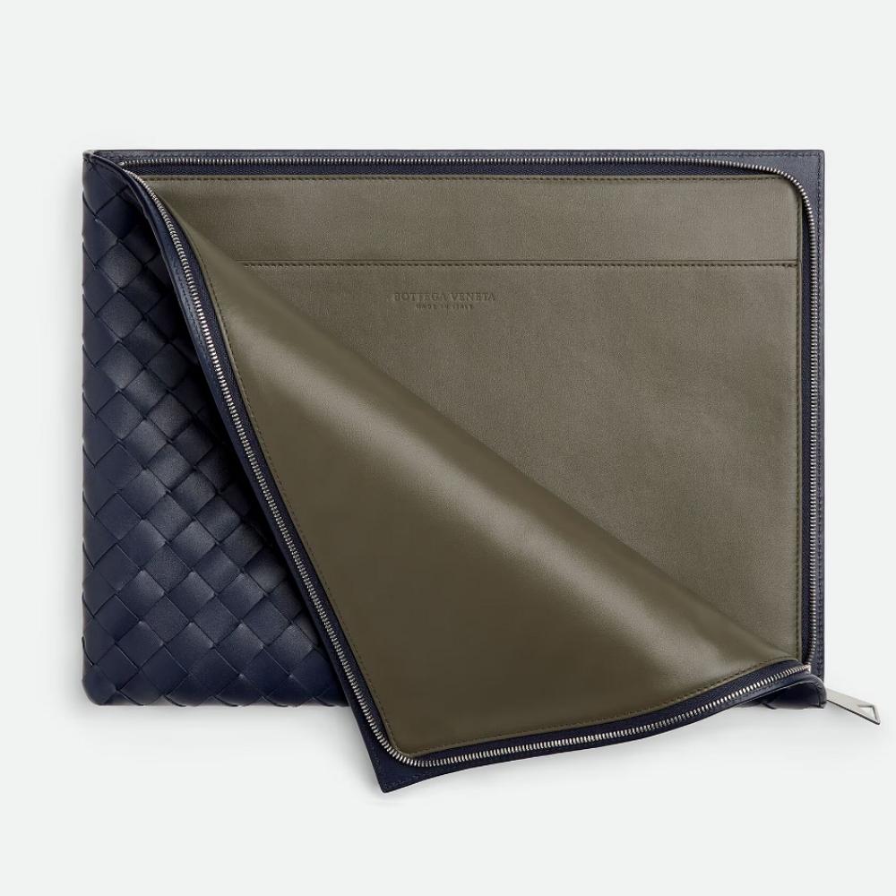 Bottega Veneta Intrecciato Leather Flat Pouch Unisex