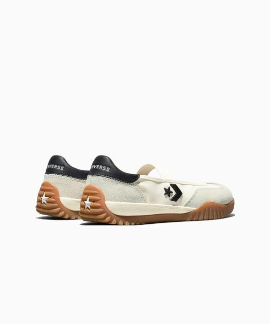 Converse Women’s Low-Top Canvas Sneakers A16250C DOM