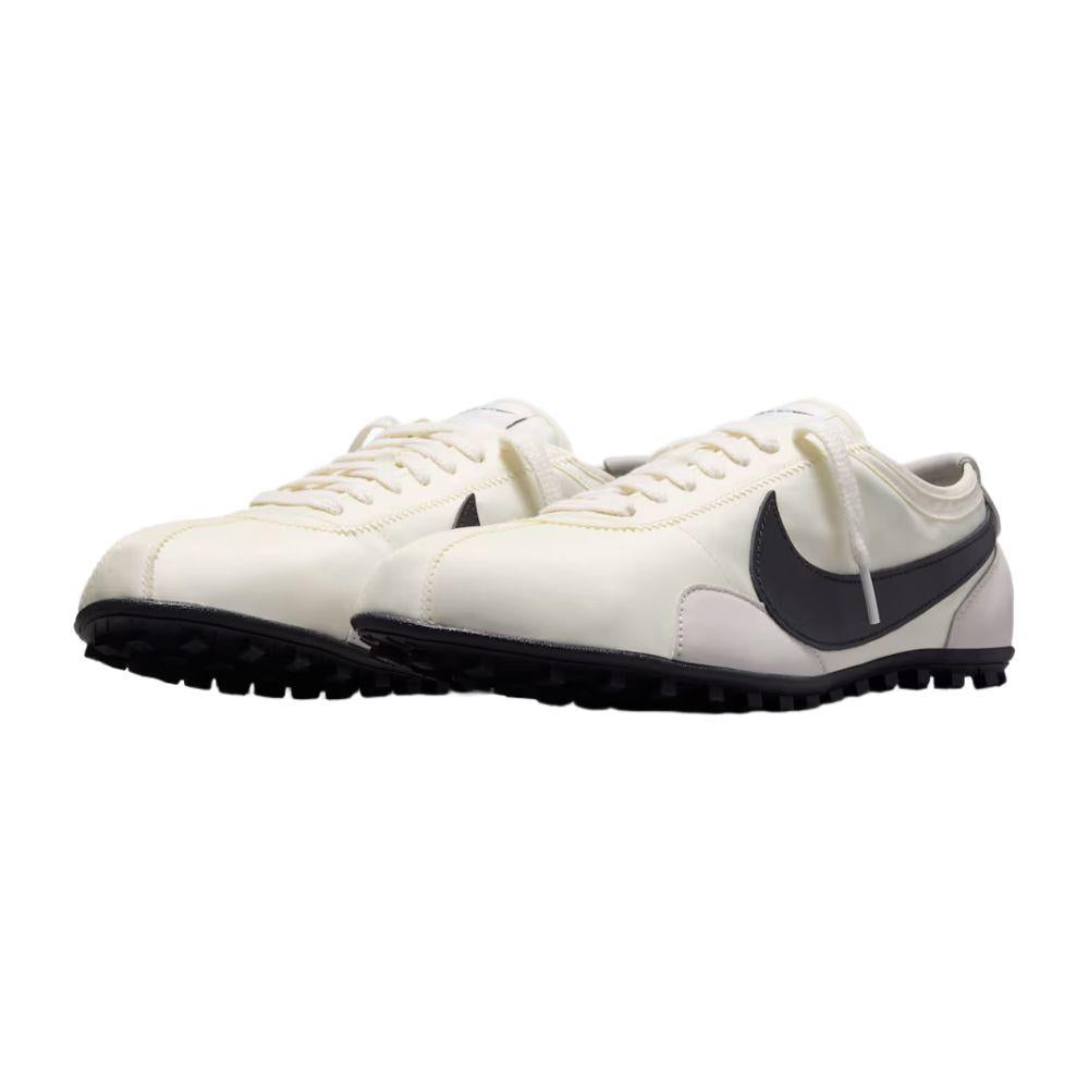 Nike Moon Shoe OG Black Low-Top Sneakers