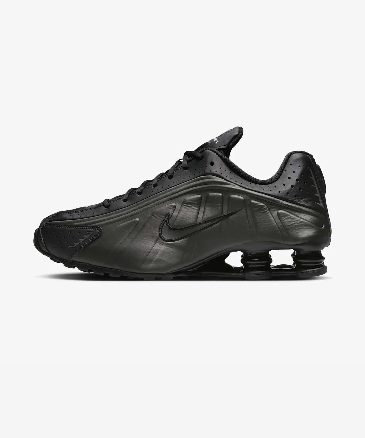 Nike Shox R4 Black Bright Crimson Low-Top Sneakers HQ1988 001