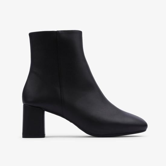 repetto Black Leather Ankle Boots V690VED410 V690VED410