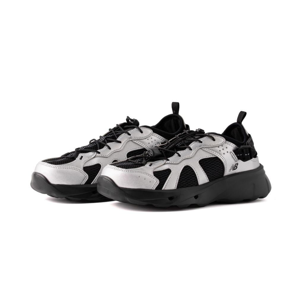New Balance Silver CAVE Sandals Low-Top Sneakers