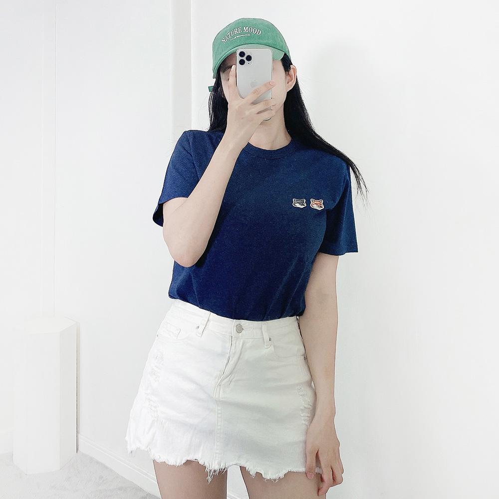 Maison Kitsune Double Fox Head Patch T-Shirt Navy IU00114KJ0008 H481