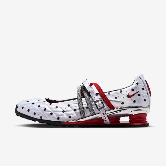 Nike Women's Sneakers IW2346 160 DOM