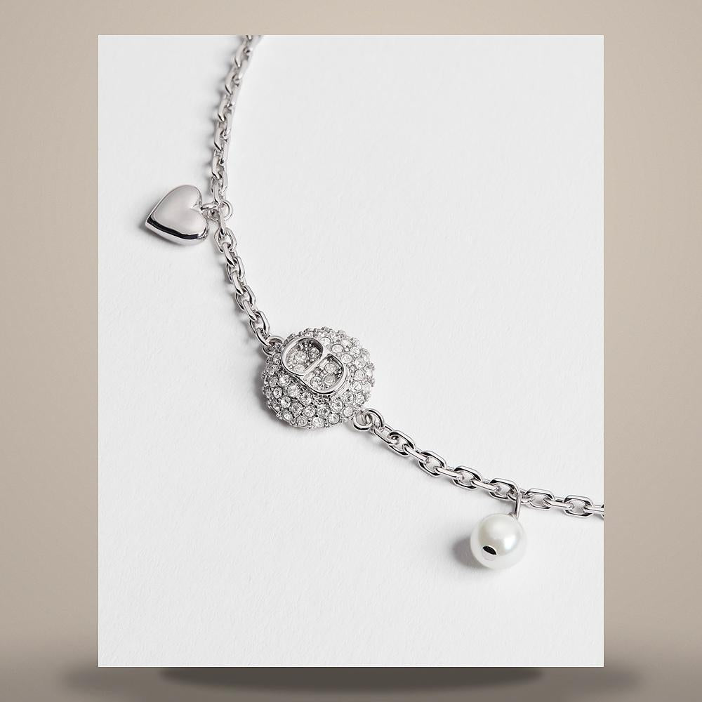 DIOR Silver Metal Bracelet with White Resin Pearls and Crystals B3432WOMCYD001