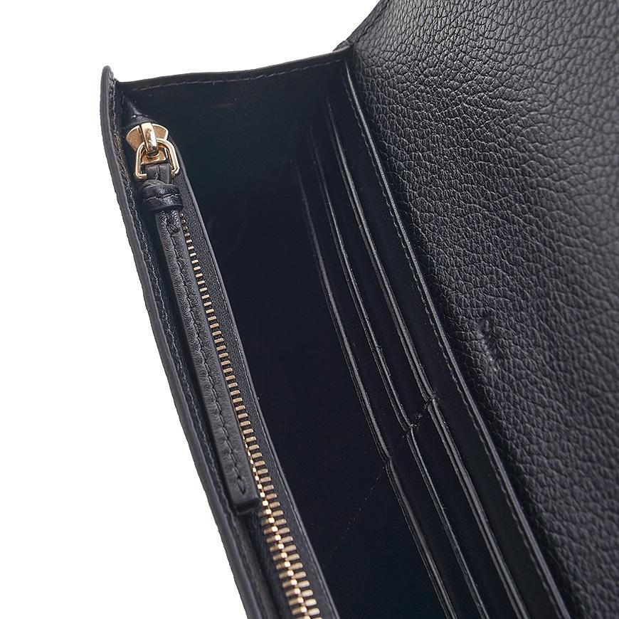Chloe Women’s Logo Charm Lace Long Wallet CHC21WP942F57 001
