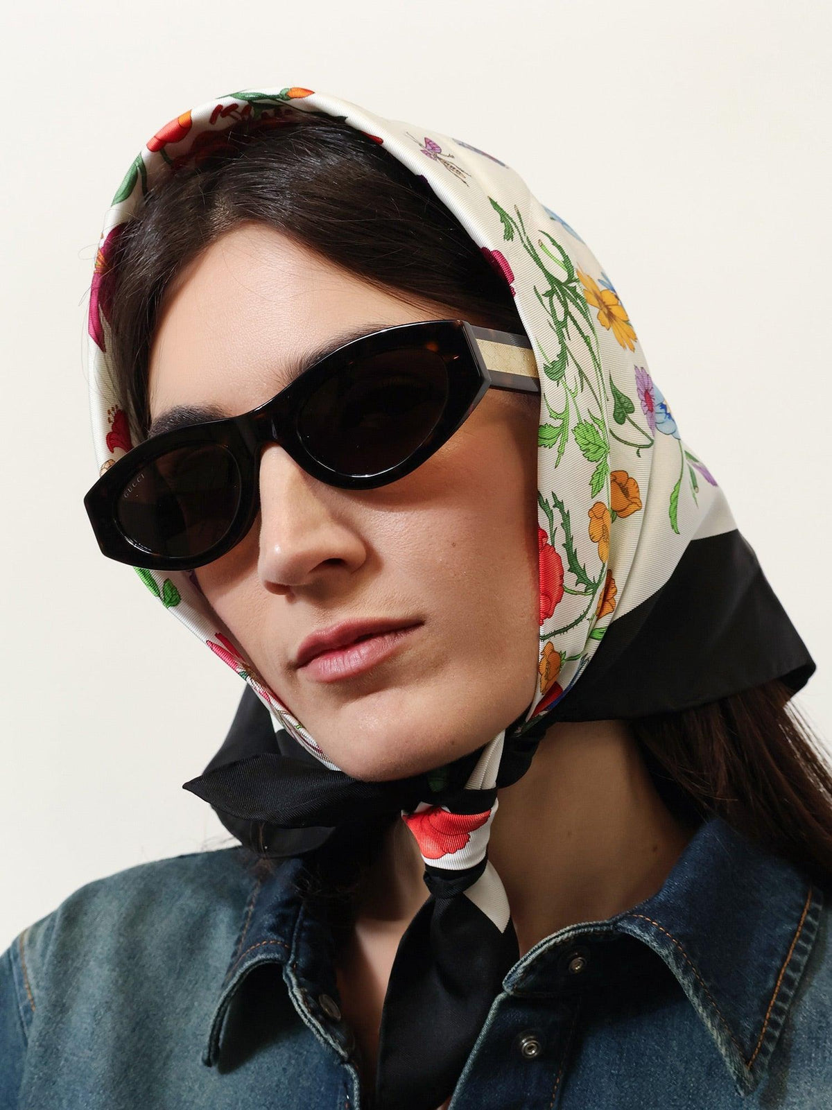 GUCCI Gray Silk Logo Print Scarf