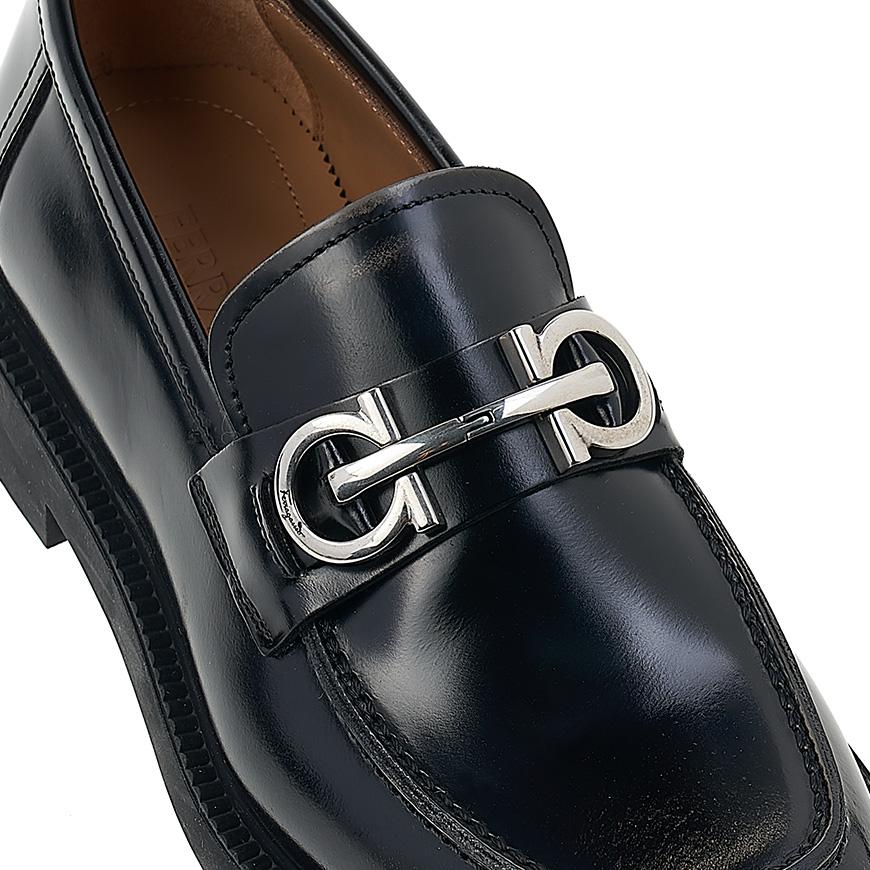 Ferragamo Gancini Ornament Leather Loafers Brown Men’s 0758380 1