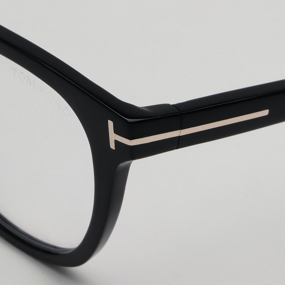 TOM FORD Clip-On Blue Light Blocking Eyeglasses Unisex Accessories TF5895 B 001