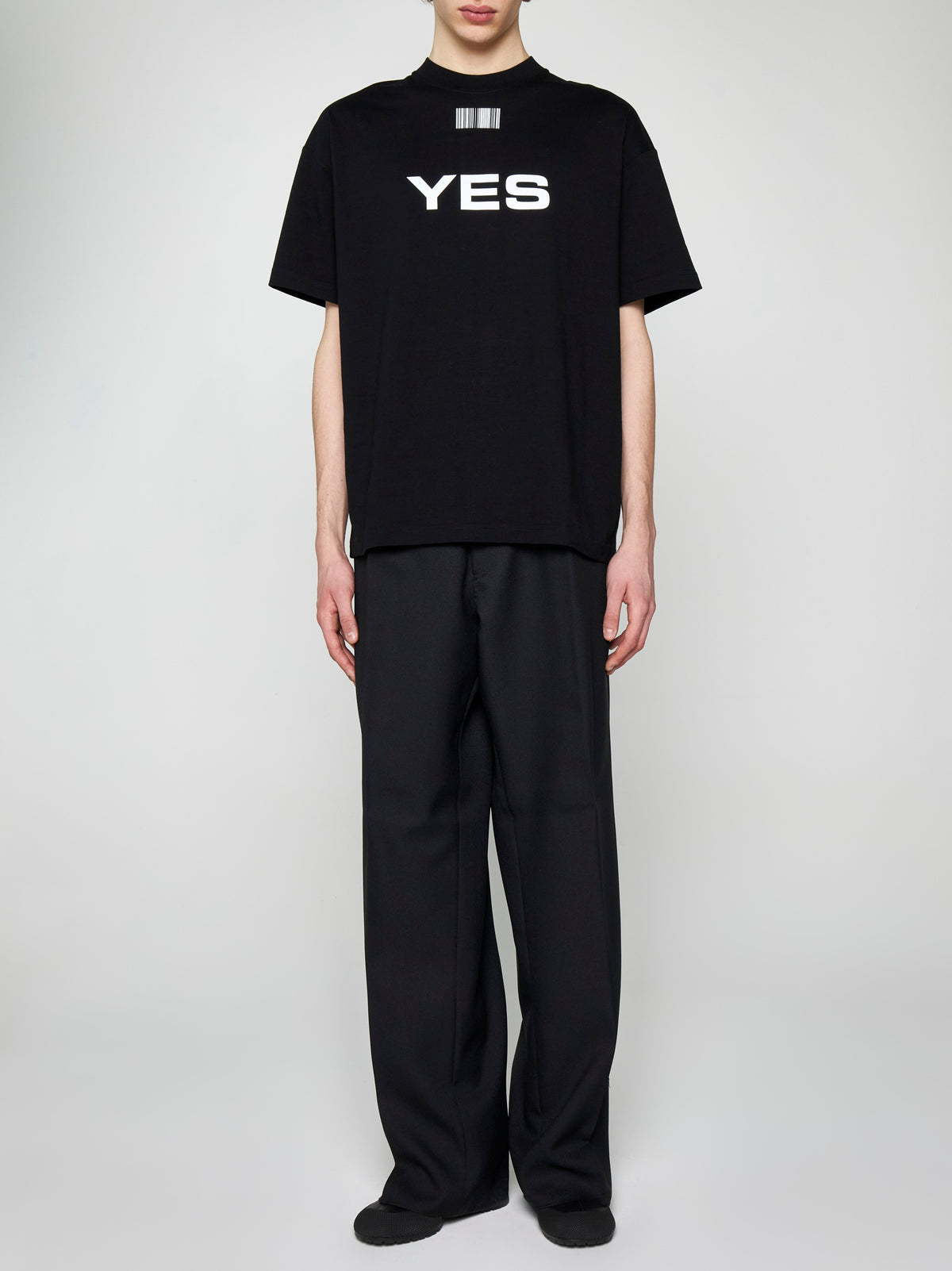 Vetements Men's Yes No Graphic Black Short Sleeve T-Shirt VL16TR240B