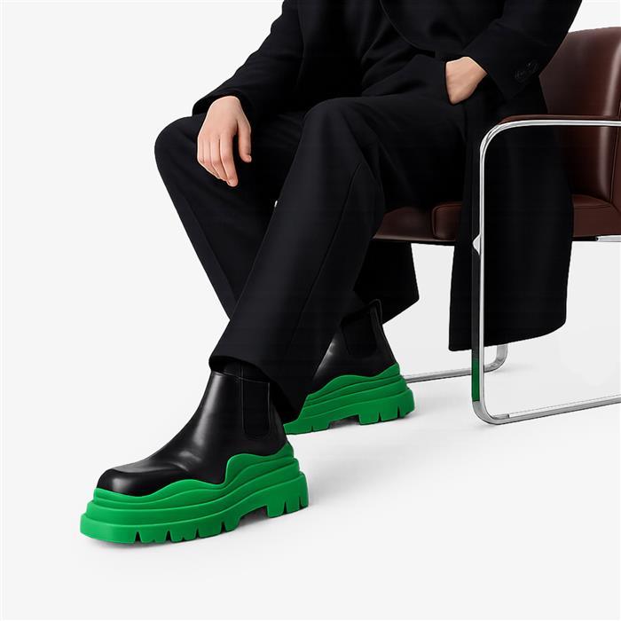 Bottega Veneta Tire Ankle Chelsea Boots Men Leather Black