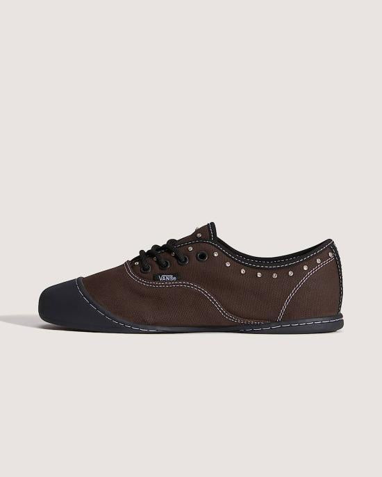Vans Classic Low-Top Canvas Sneakers for Men VN000EDXBLK1 DOM
