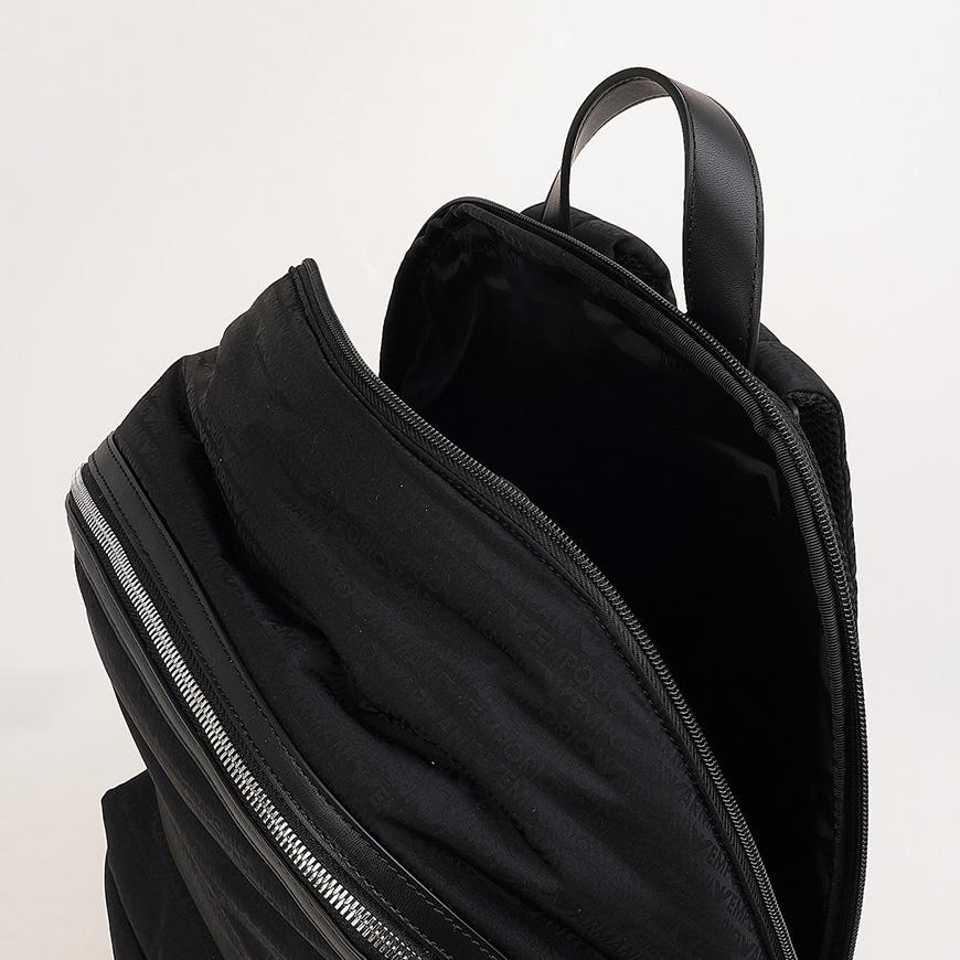 Emporio Armani Men’s Logo Backpack EM002790 AF14637 UC001