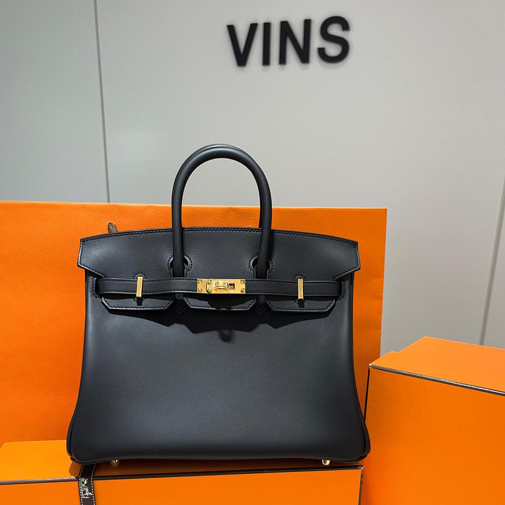 HERMES Swift Leather Birkin Tote Bag Black Gold Hardware 25cm