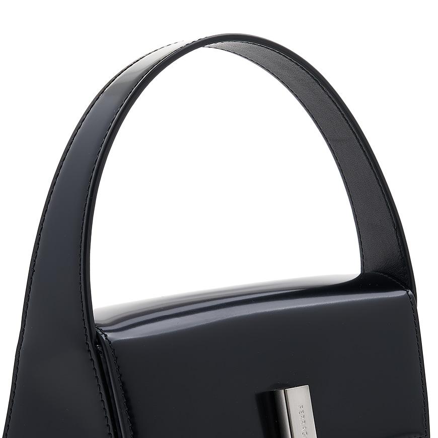 Ferragamo Women's Geometric Shoulder Bag 21 3971 NERO 0762804