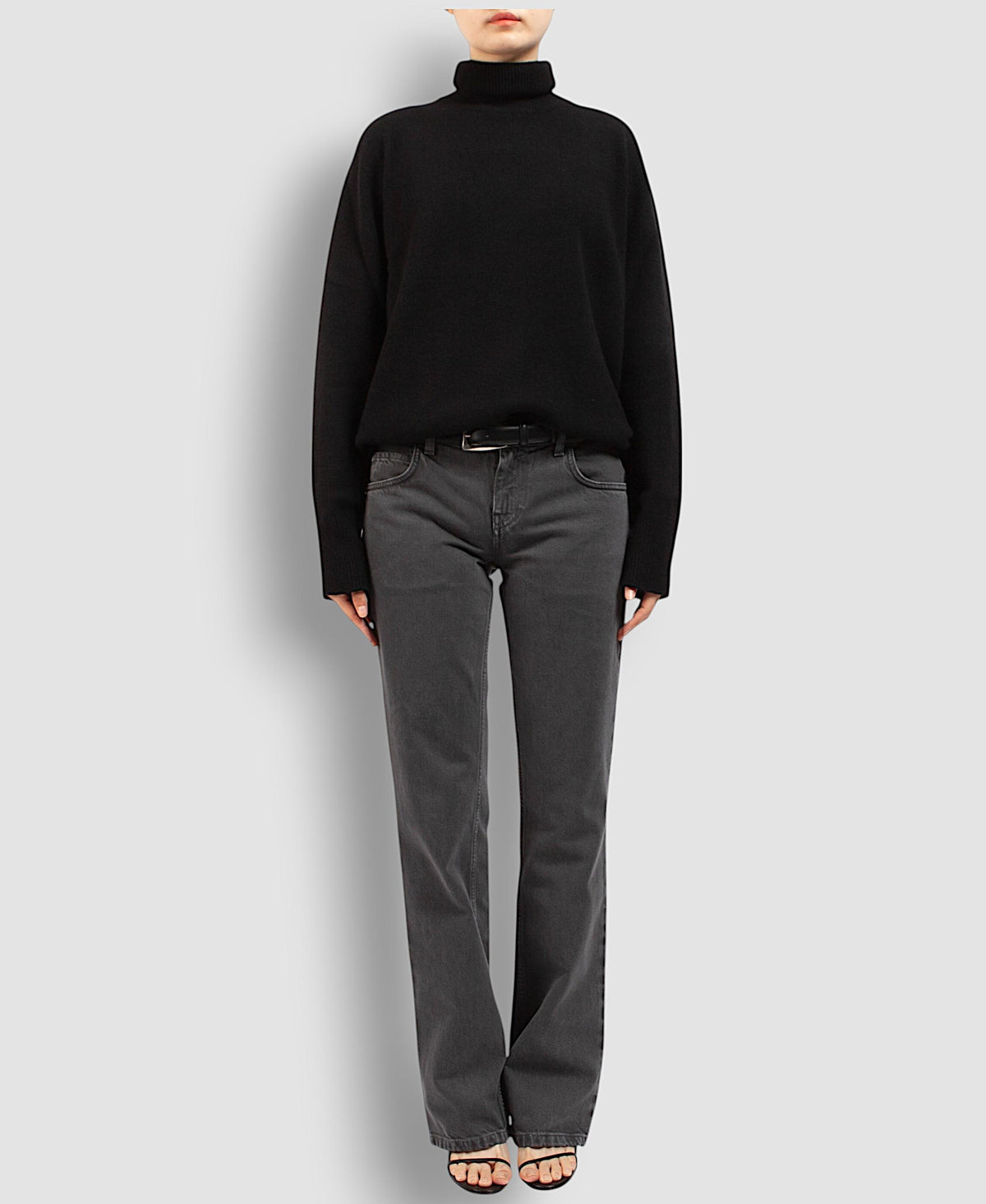 The Row Low Rise Straight Leg Denim Jeans LYNDSEY 8726W3810 FBK