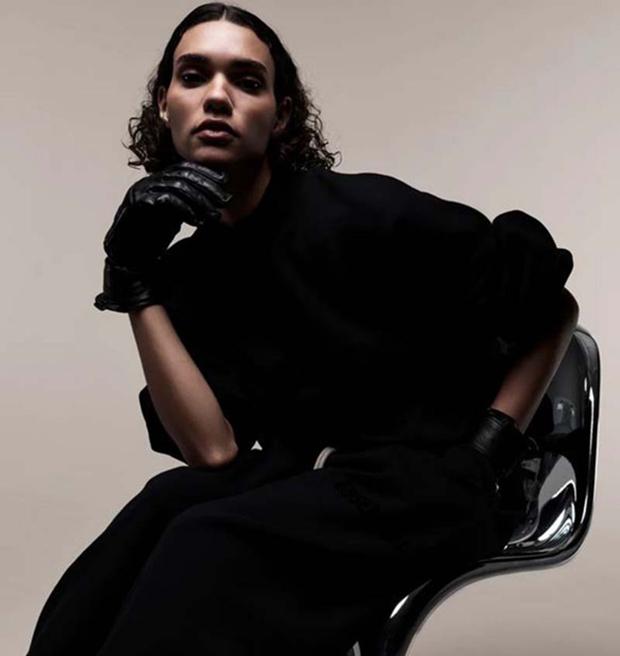 Fear of God Essentials Black Crewneck Sweatshirt Unisex