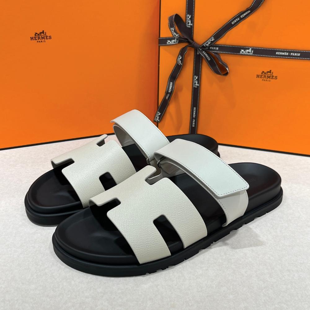 HERMES Mens Chypre Sandals Epsom Calfskin Light Gray