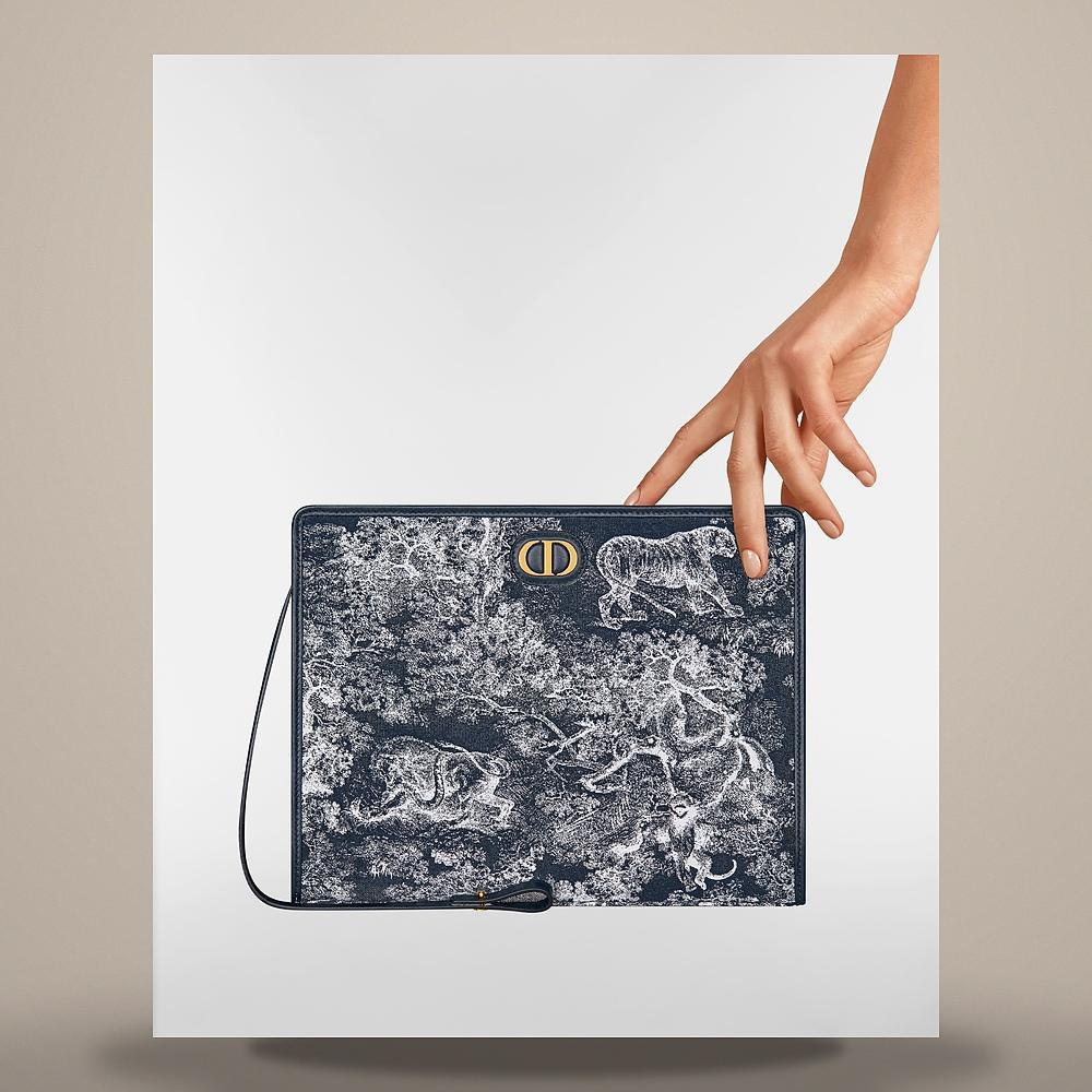 DIOR Blue Toile de Jouy Reverse Jacquard 30 Montaigne Dea Pouch Crossbody Bag