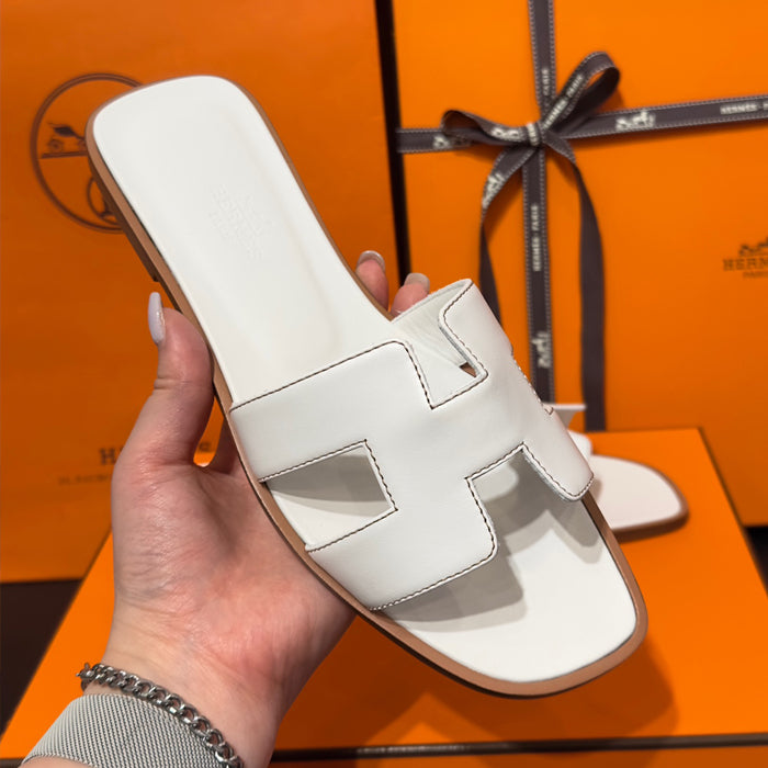HERMES Oran Sandals Calfskin Blanc White Slippers