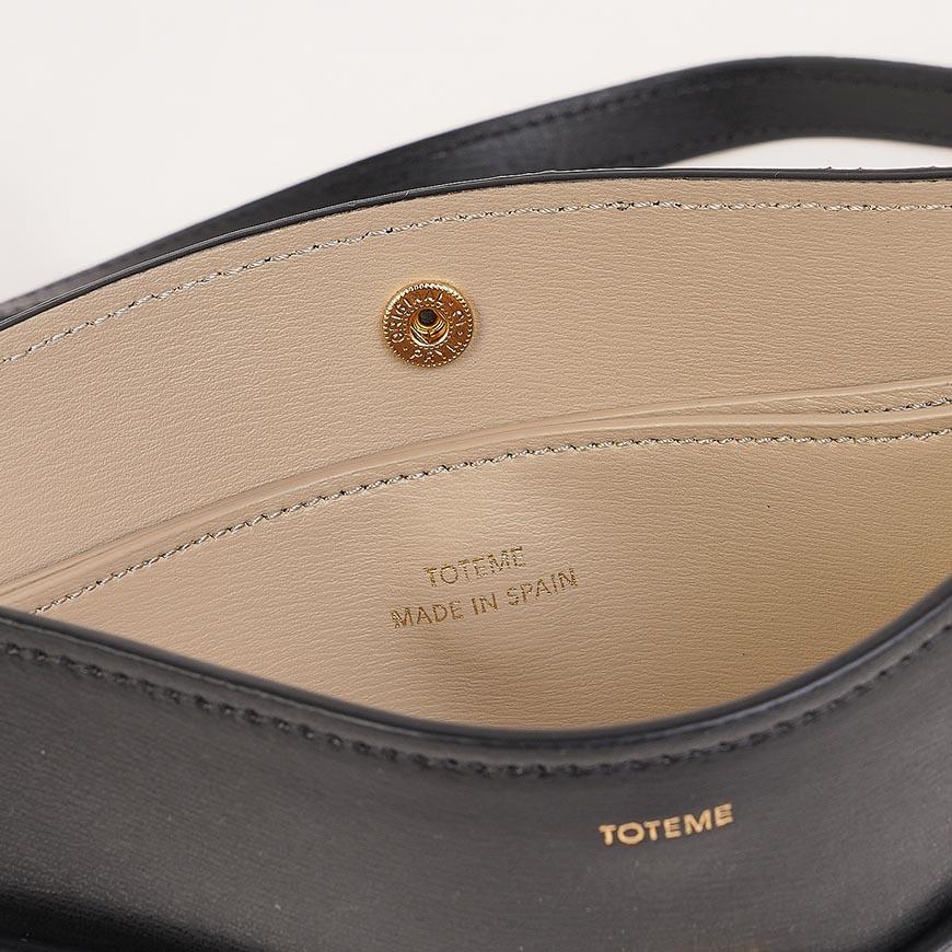Toteme Women’s Belted Crossbody Bag Black Leather 261WAM0052 LE0025
