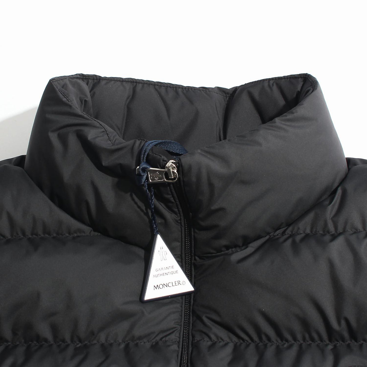 Moncler 127401987