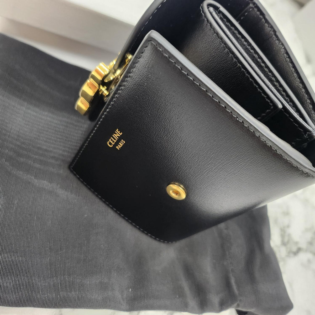 CELINE Triomphe Shiny Calfskin Small Flap Wallet Black