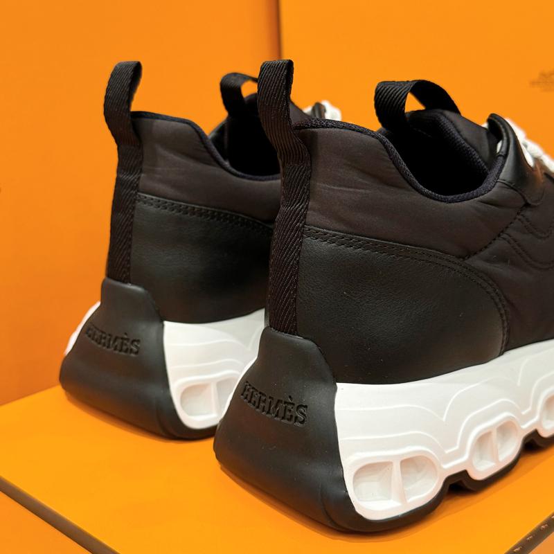 HERMES Black White Impulse Sandal Outsole Low-Top Sneakers