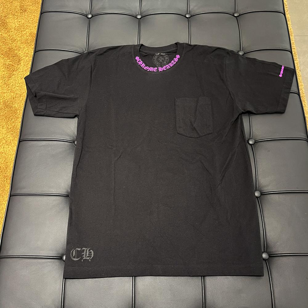 Chrome Hearts Black Short Sleeve Pocket Crew T-Shirt Pink Logo