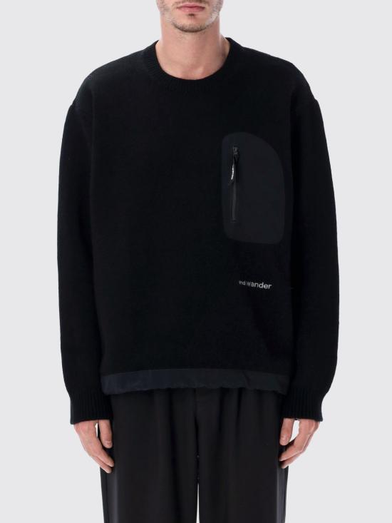 and wander Black Round Neck Knit Sweater 574528 4069010