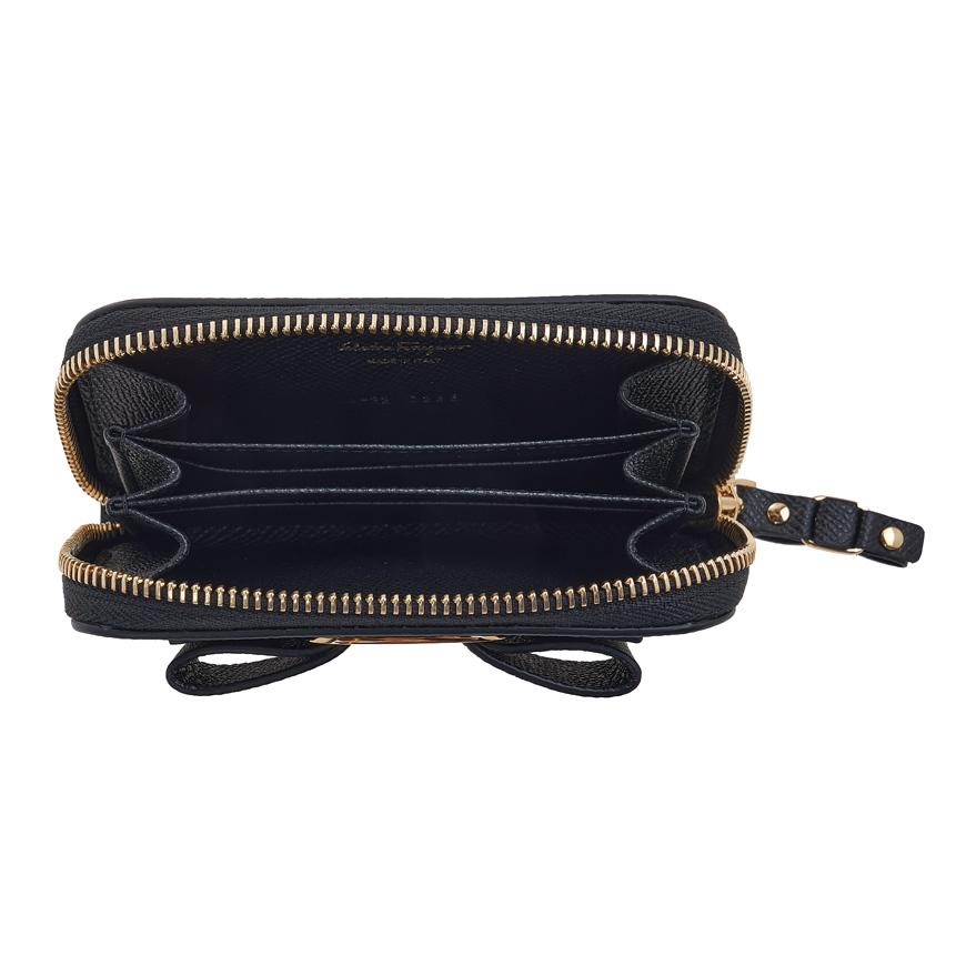 Ferragamo Vara Leather Card Holder Wallet Black Women