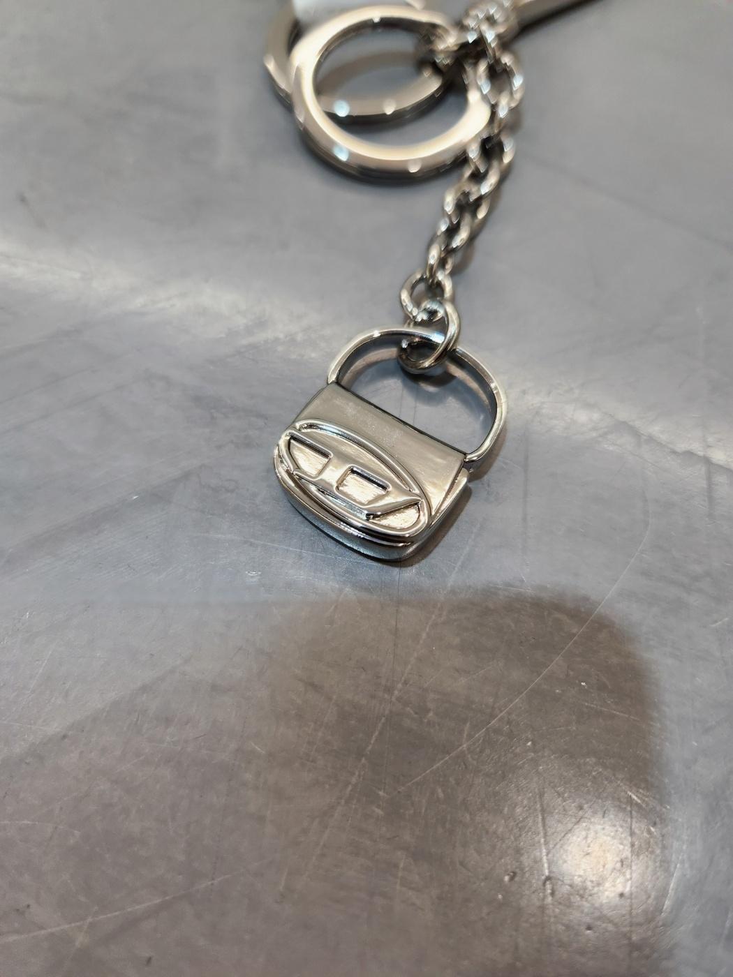 DIESEL 1DRKEYRING Charm Keyring X10208 PR581 HA060 X10208PR581 HA060