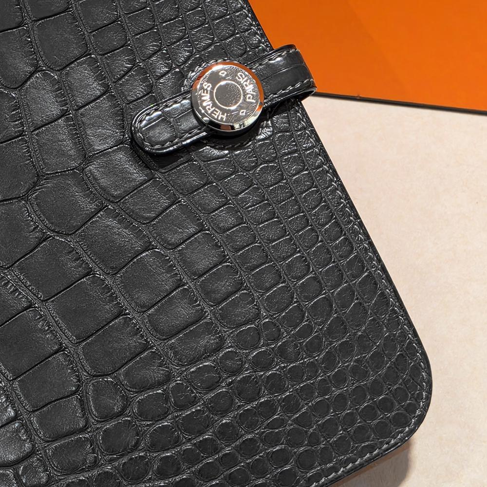 HERMES Alligator Long Wallet Gray Palladium Hardware Unisex