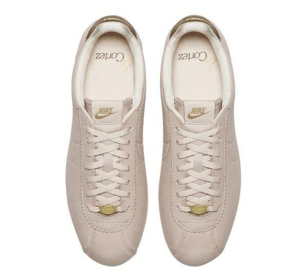 Nike Women’s Cortez Sharapova Low-Top Sneakers Sail/Beige AR5696 202