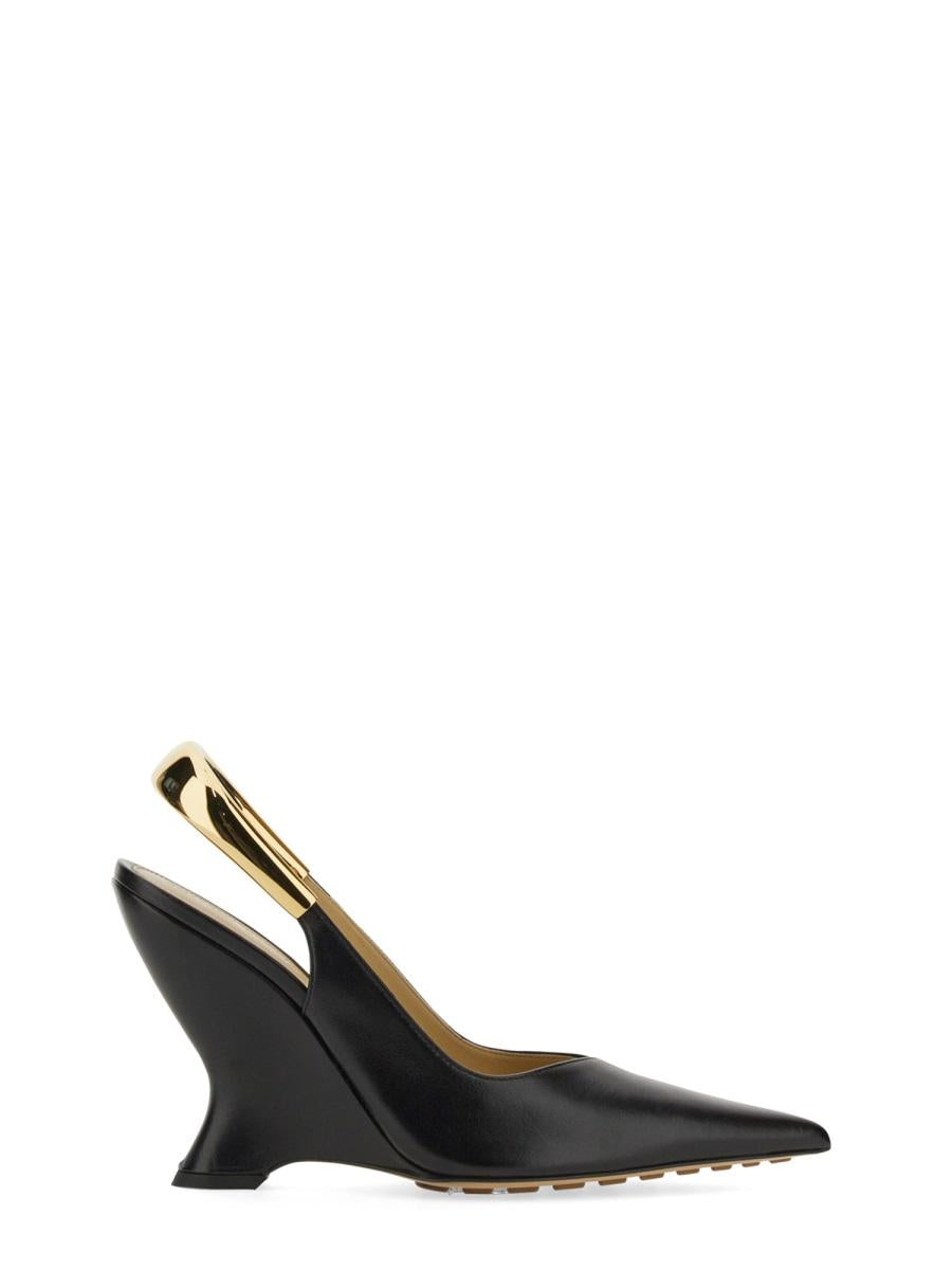 Bottega Veneta Black Leather Pumps