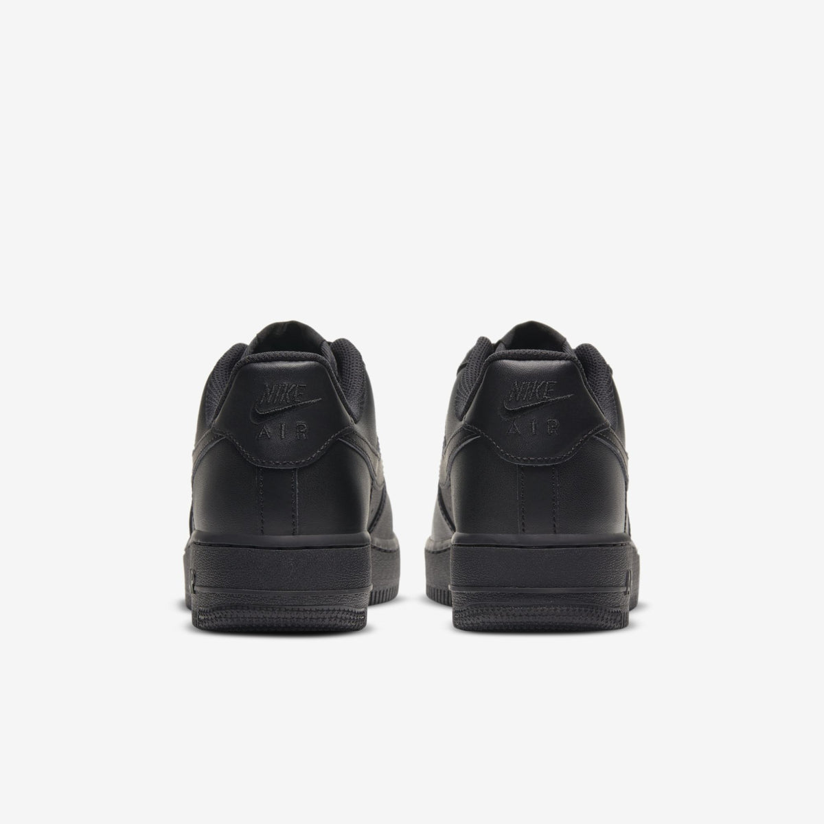 Nike Women’s Air Force 1 ’07 Low Triple Black Sneakers DD8959 001
