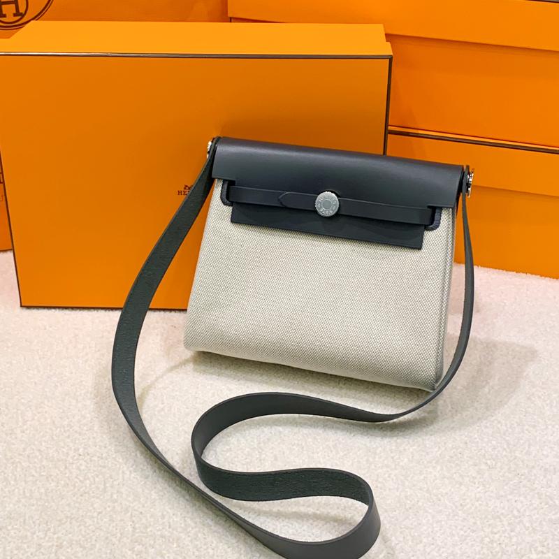 HERMES Herbag 20 Mini Military Canvas Cowhide Gray Crossbody Bag