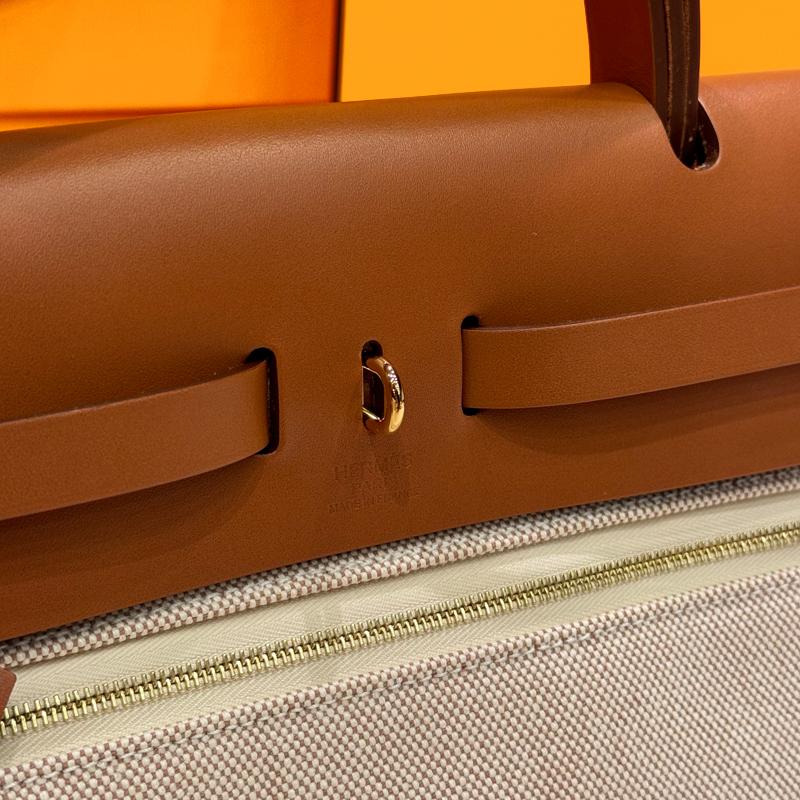 HERMES Herbag 31 Beige Canvas Hunter Leather Shoulder Bag Gold-Tone