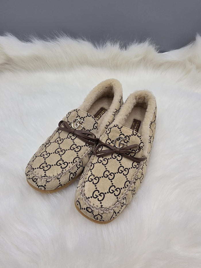 GUCCI GG Bow Shearling Loafers Women’s