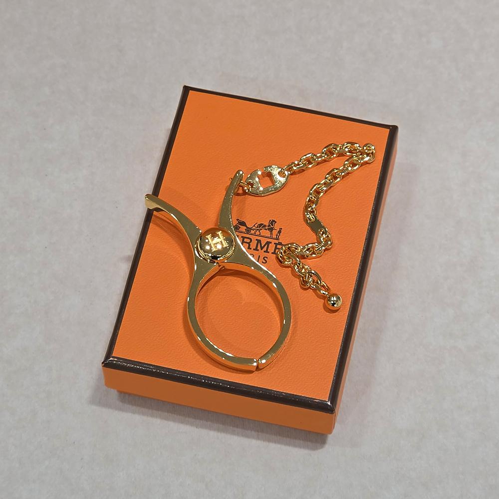 HERMES Gold-Tone Glove Holder Accessory Unisex