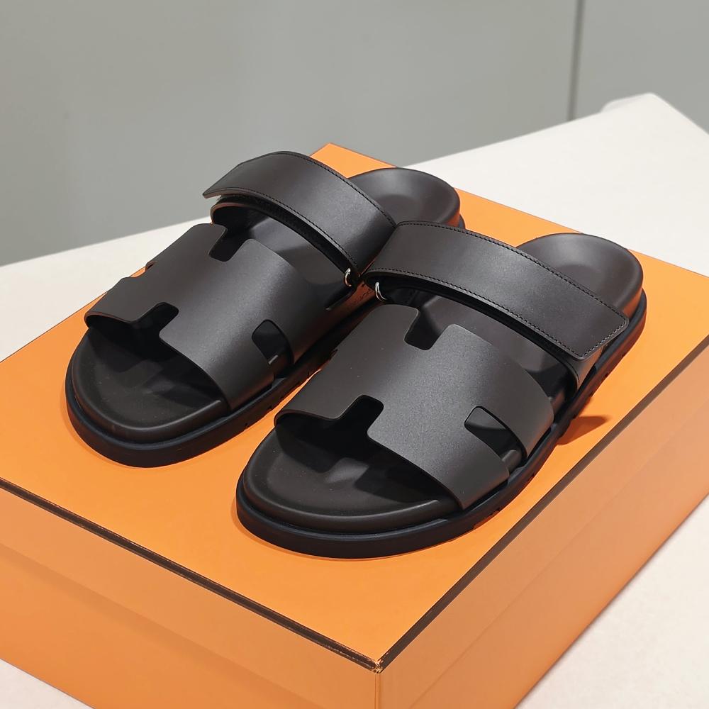 HERMES Men’s Chypre Sandals Brown Ebene Leather