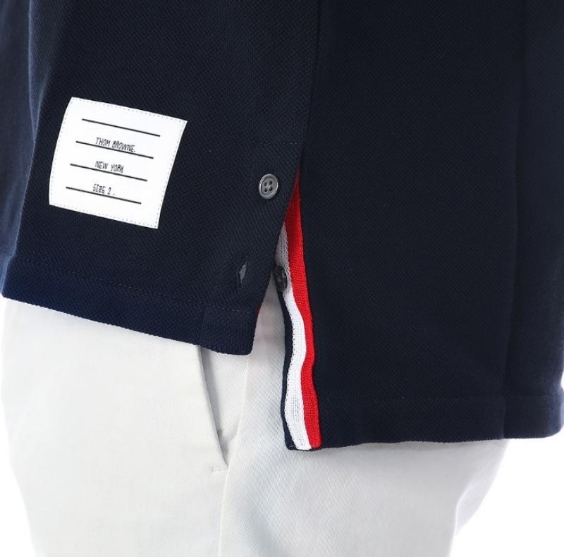 THOM BROWNE Relaxed Fit Navy Center Back Stripe Short Sleeve T-Shirt
