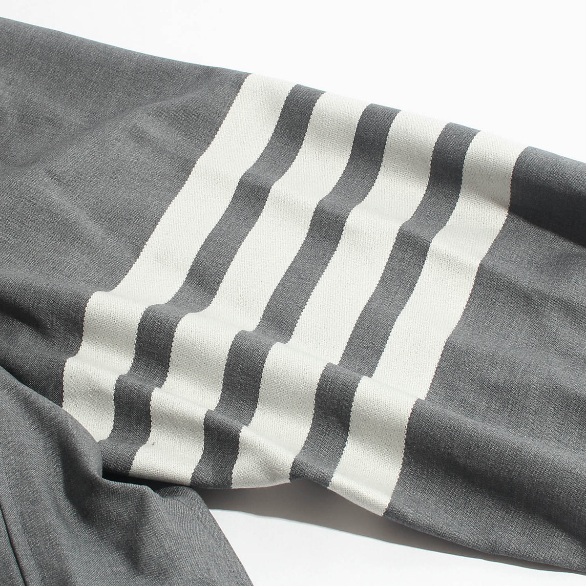 THOM BROWNE 4-Bar Oversized Wool Shirt Jacket Gray MJO055A 035