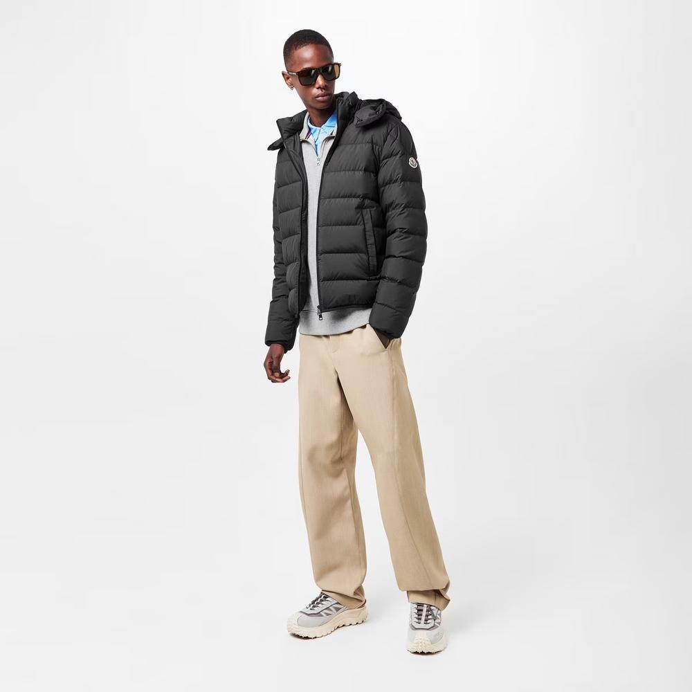 Moncler Logo Patch Black Down Puffer Jacket for Men