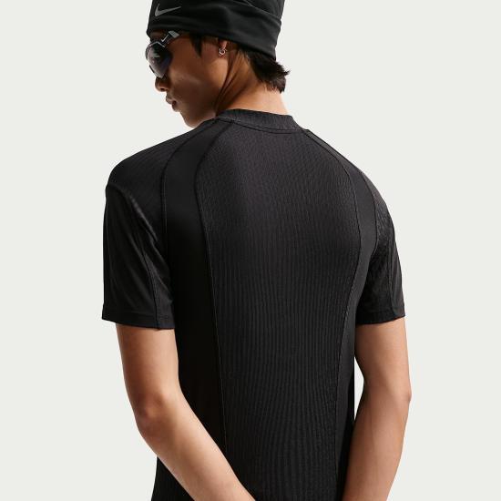 Nike Short Sleeve T-Shirt Black Men’s Top