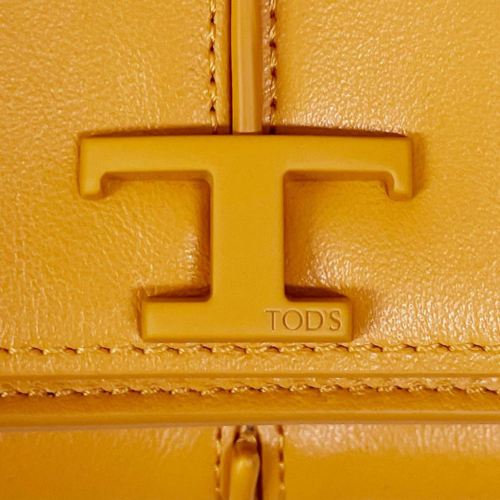 Tods Timeless Trifold Leather Wallet Red Women’s